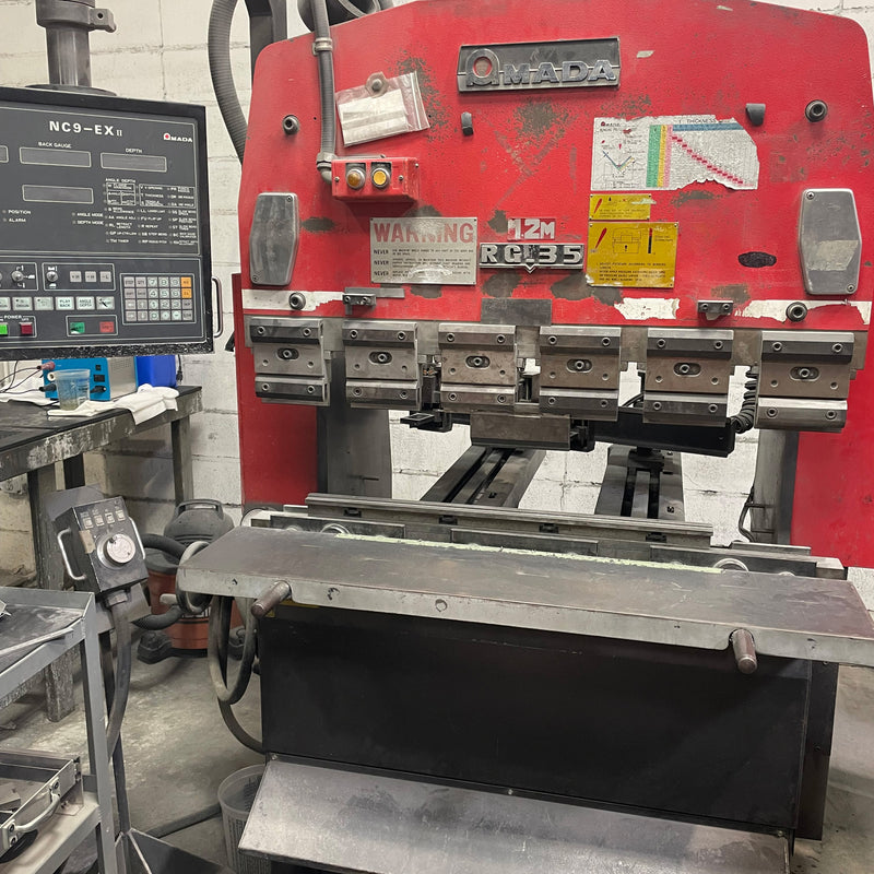Amada RG-35 Press Brake