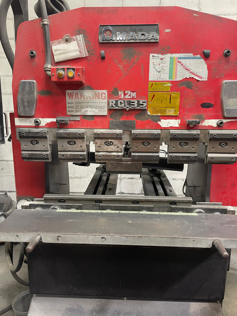 Amada RG-35 Press Brake