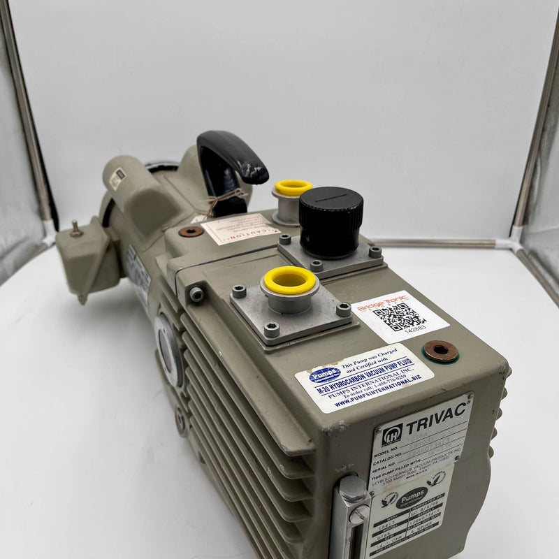 Leybold Trivac D 16 A Rotary Vane Pump