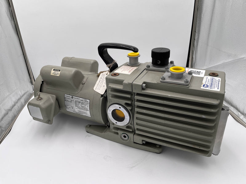 Leybold Trivac D 16 A Rotary Vane Pump