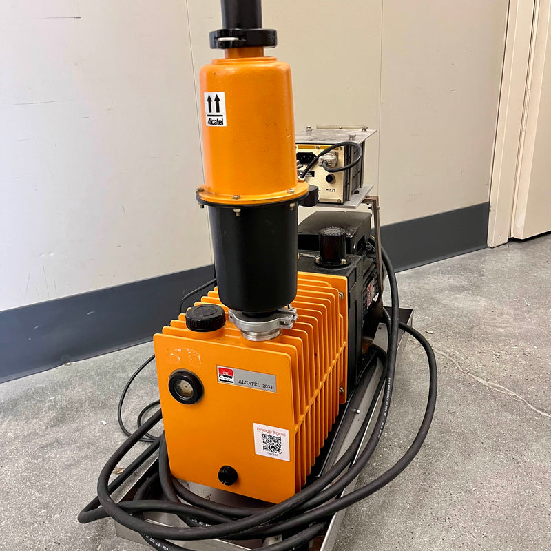 Pfeiffer / Alcatel 2033 Rotary Vane Pump
