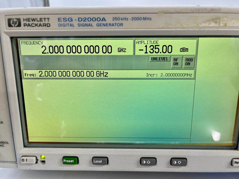 Agilent ESG D 2000 A Digital Signal Generator
