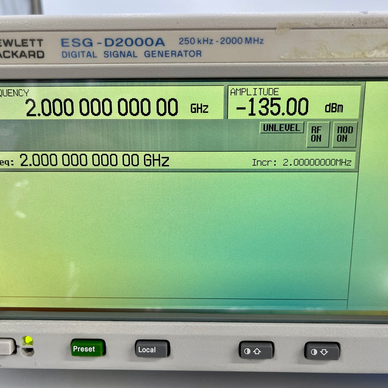 Agilent ESG D 2000 A Digital Signal Generator