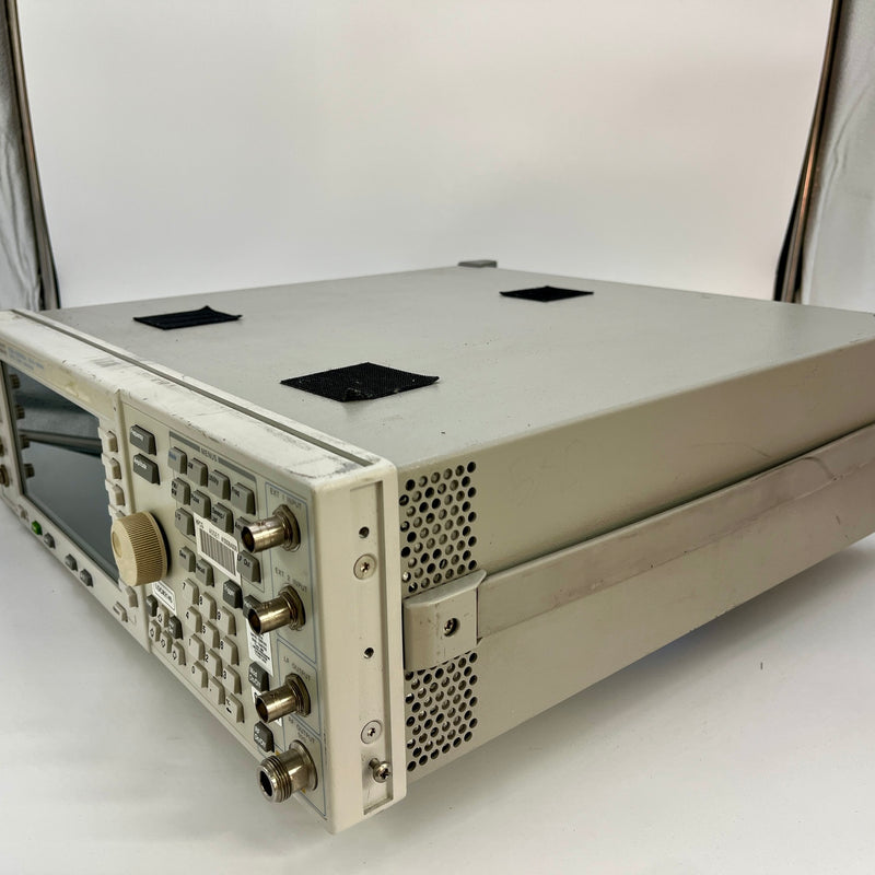 Agilent ESG D 2000 A Digital Signal Generator