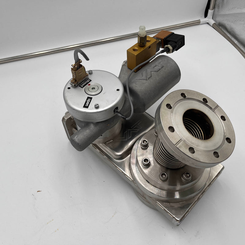 VAT F 38026 02 Gate Valve