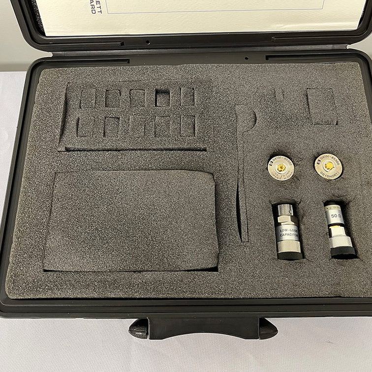 Keysight / Agilent 16195 A APC 7 7mm Calibration Kit