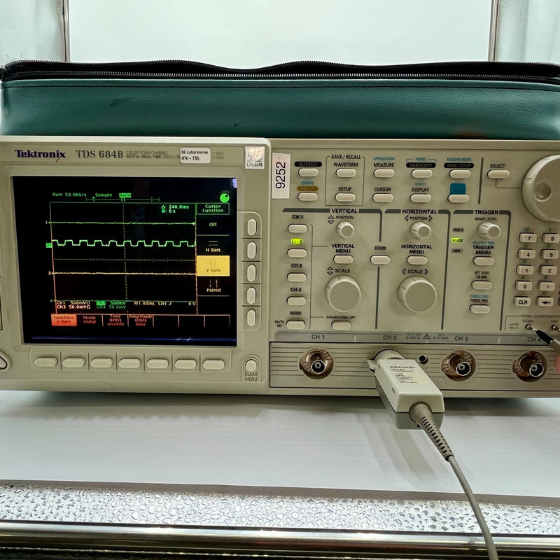 Tektronix TDS 684 B Digital Real-Time Oscilloscope