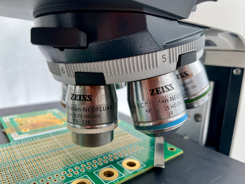 Zeiss Axioscope 5 Microscope