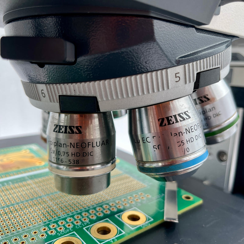 Zeiss Axioscope 5 Microscope