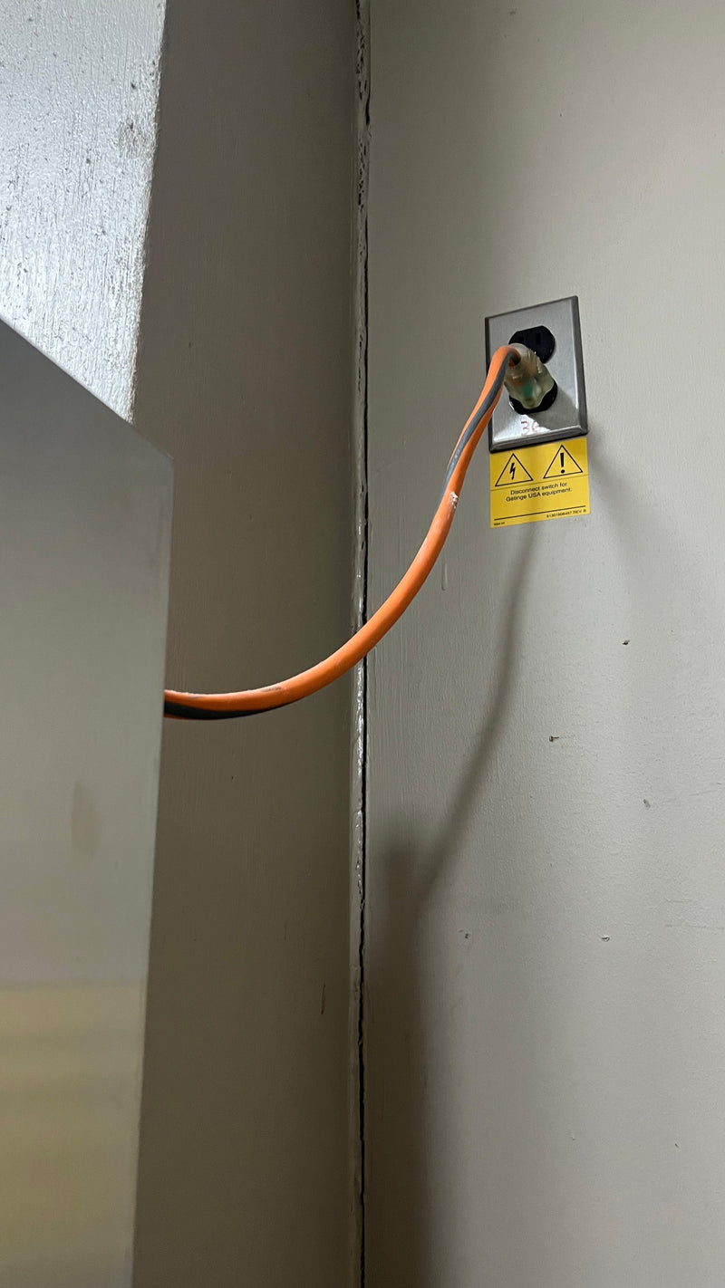 Getinge 422 LS Autoclave