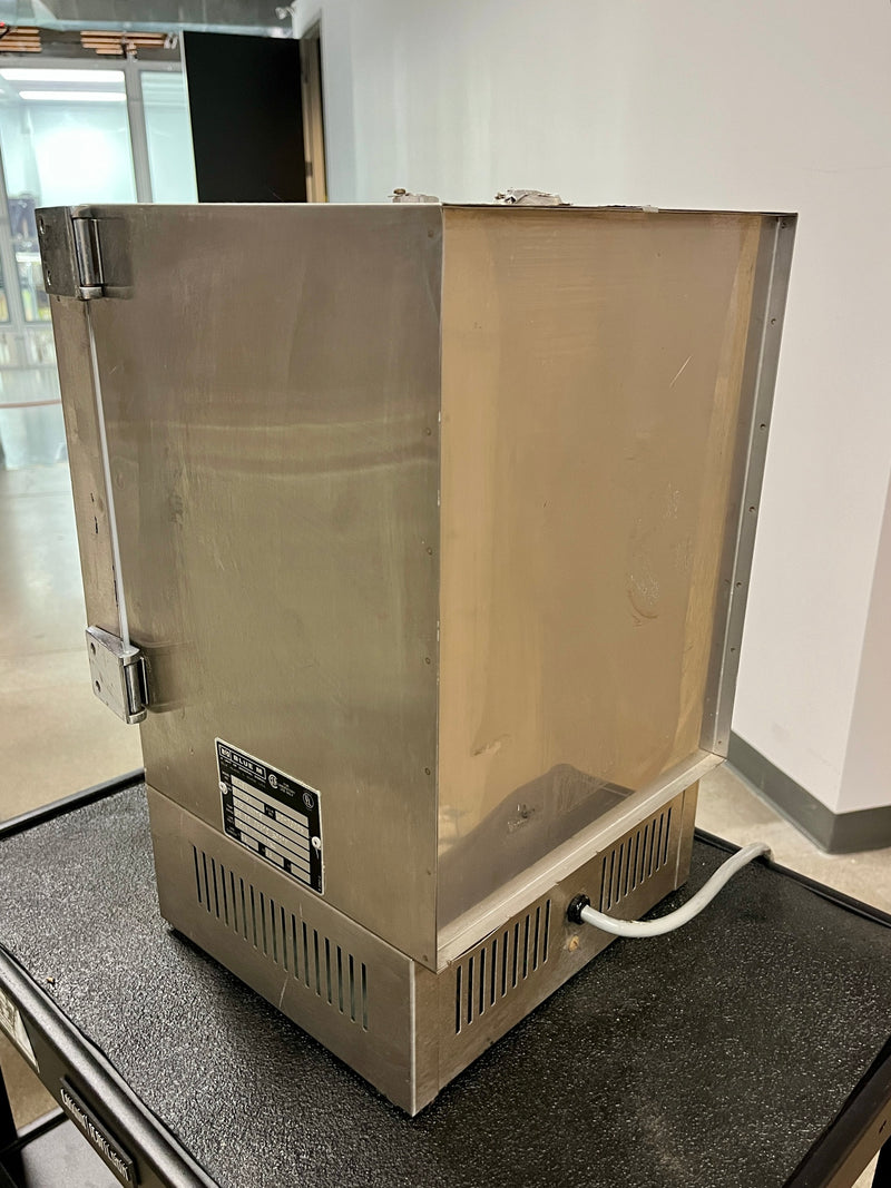 Blue M OV 8 A Gravity Oven