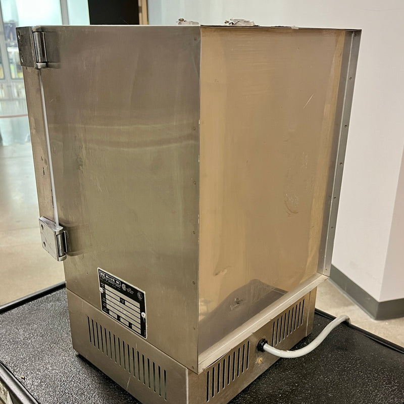 Blue M OV 8 A Gravity Oven