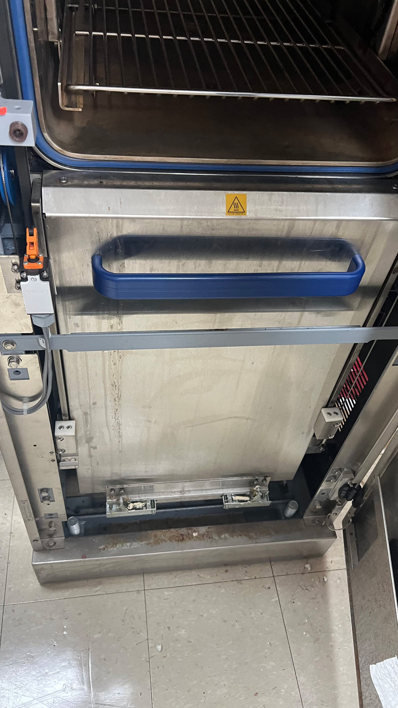 Getinge 422 LS Autoclave