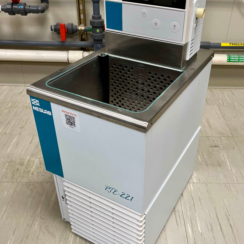 Neslab RTE 221 Chiller