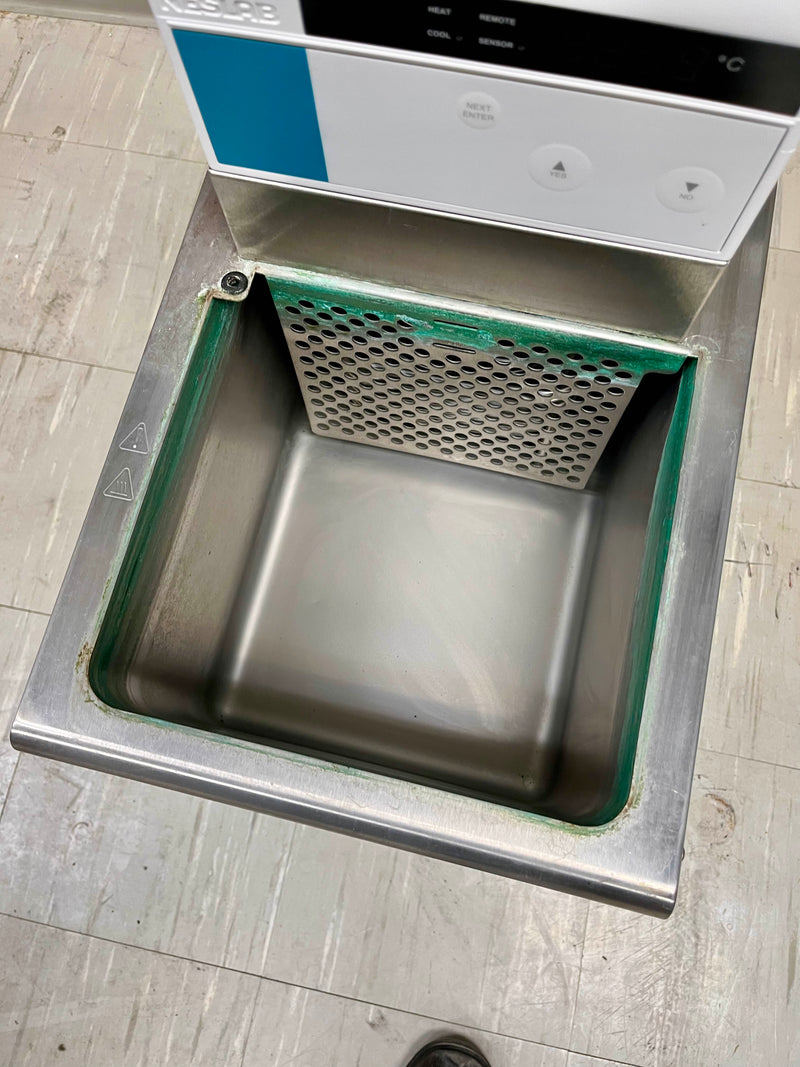 Neslab RTE 221 Chiller