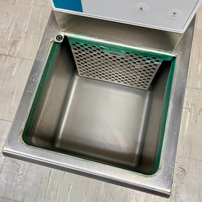 Neslab RTE 221 Chiller