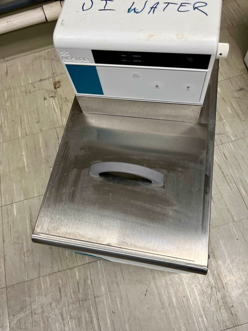 Neslab RTE 221 Chiller