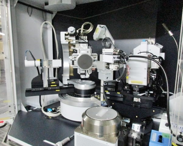 Bruker D 8 Discover Diffractometer