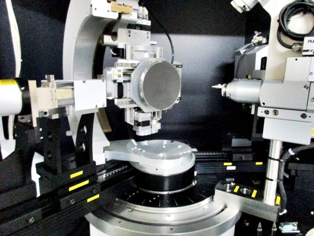 Bruker D 8 Discover Diffractometer