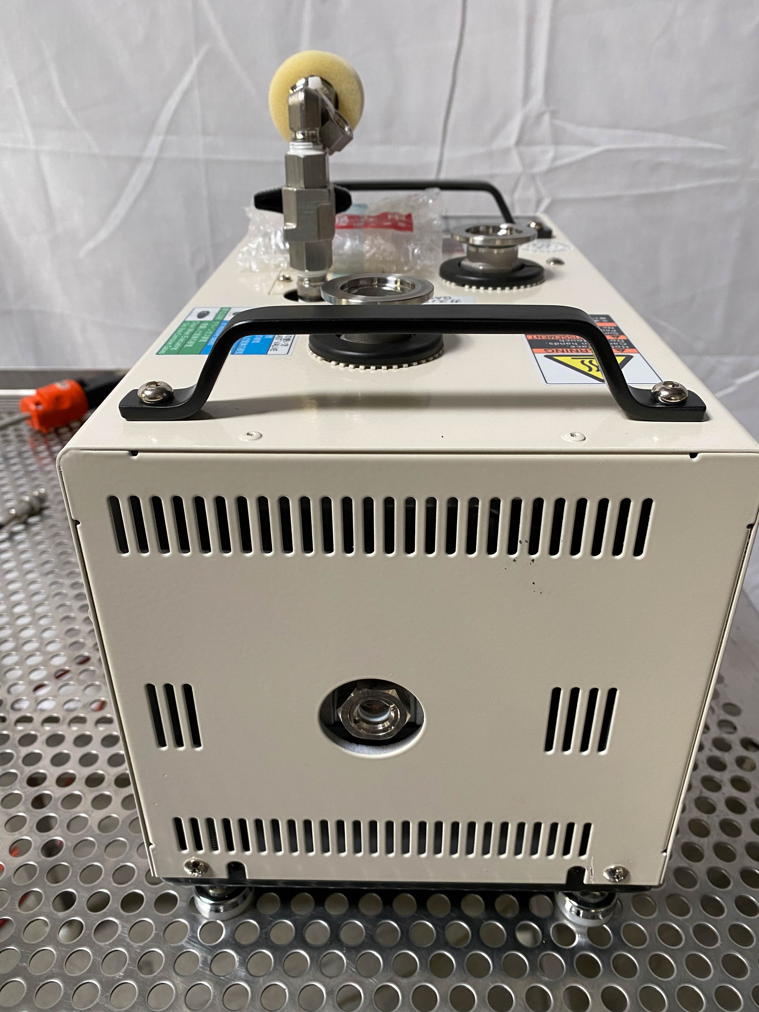 Kashiyama NeoDry 7 E-1 Dry Vacuum Pump – Bridge Tronic Global