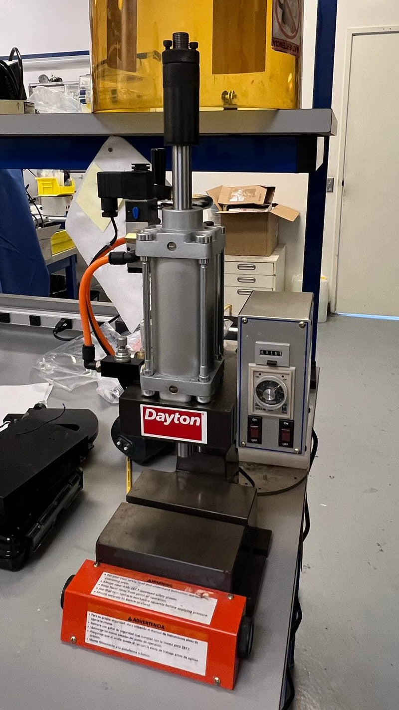 Dayton 4 NHW 5 Pneumatic Press