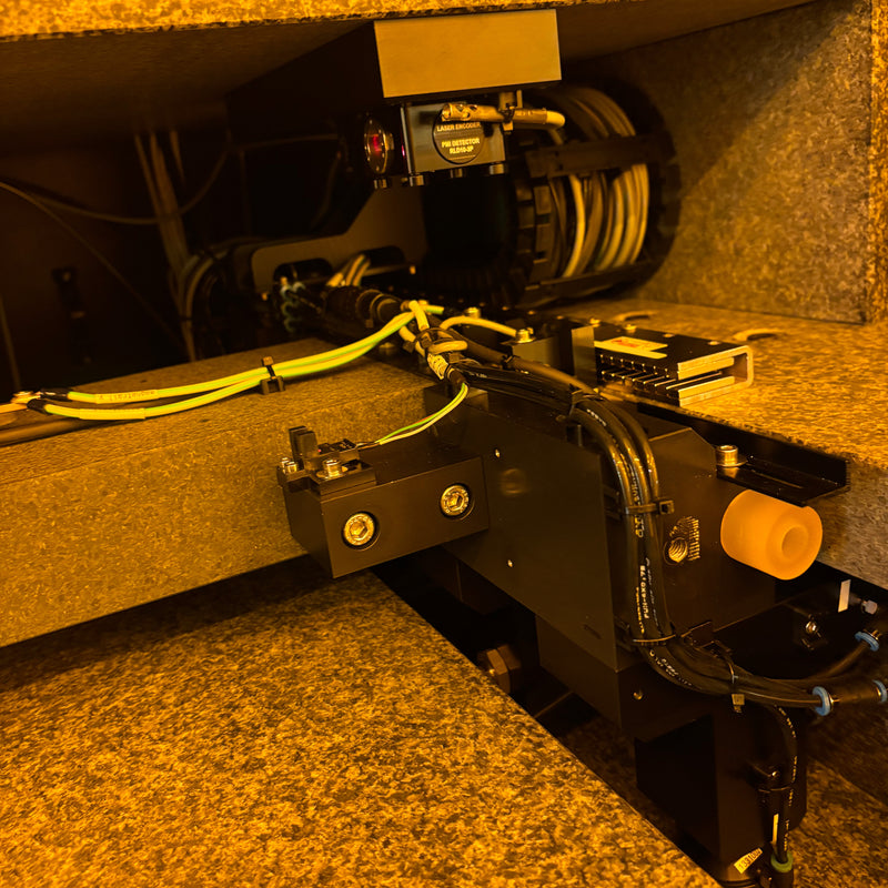 Heidelberg DWL 2000 Laser Pattern Generator and Direct Writer