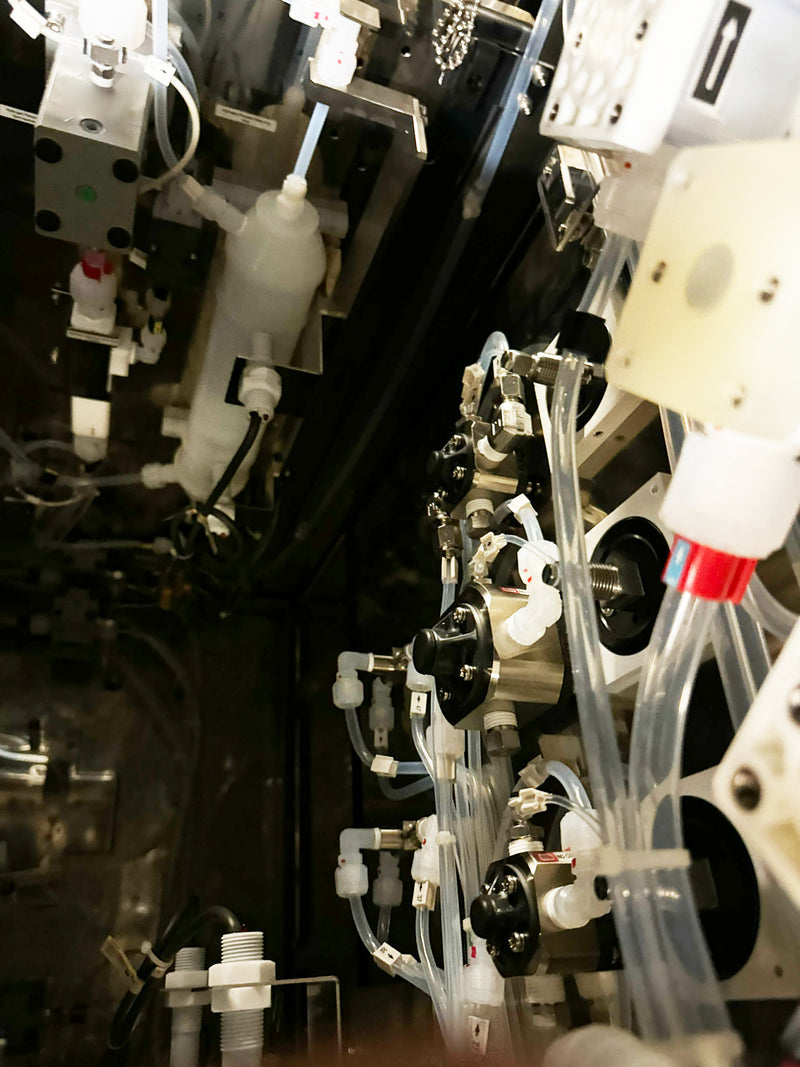Tel Clean Track Lithius Coater / Developer