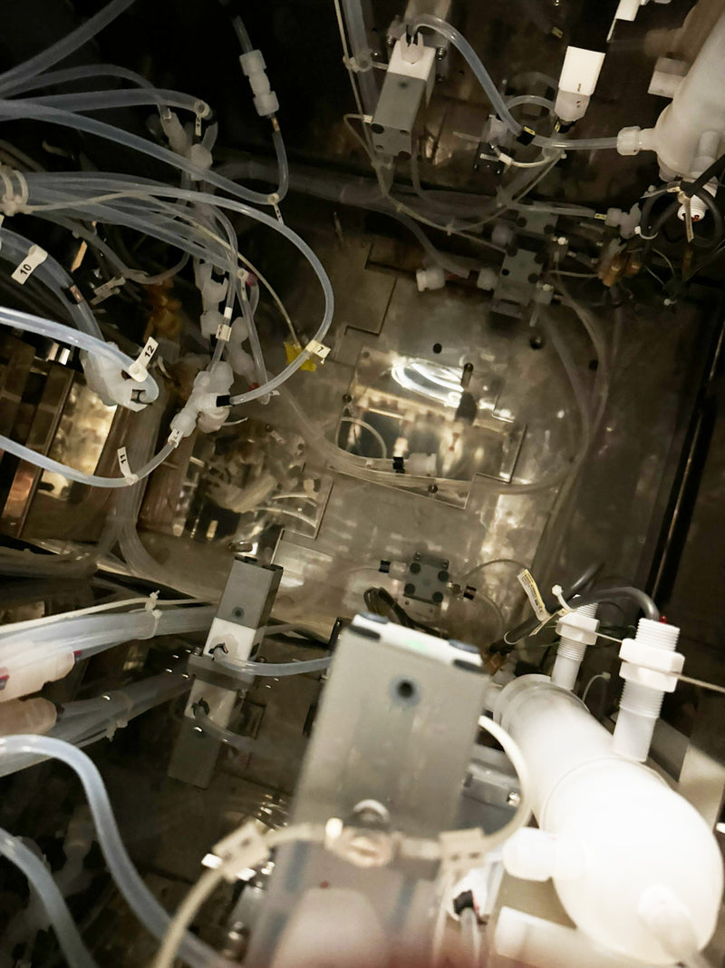 Tel Clean Track Lithius Coater / Developer
