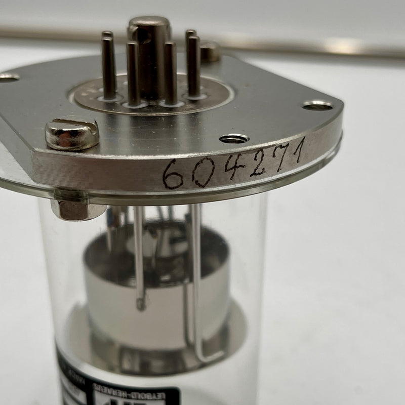 Leybold Heraeus 165 13 UHV Ion Gauge