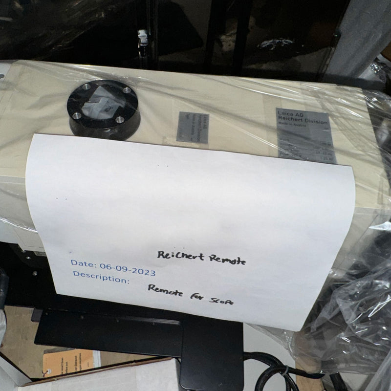 KLA / Leica 302303 Microscope