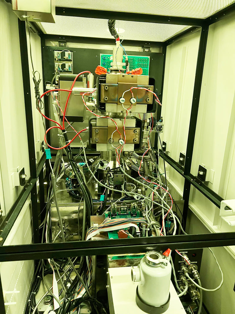 Hitachi S 8800 CD-SEM (Critical Dimension Scanning Electron Microscope)