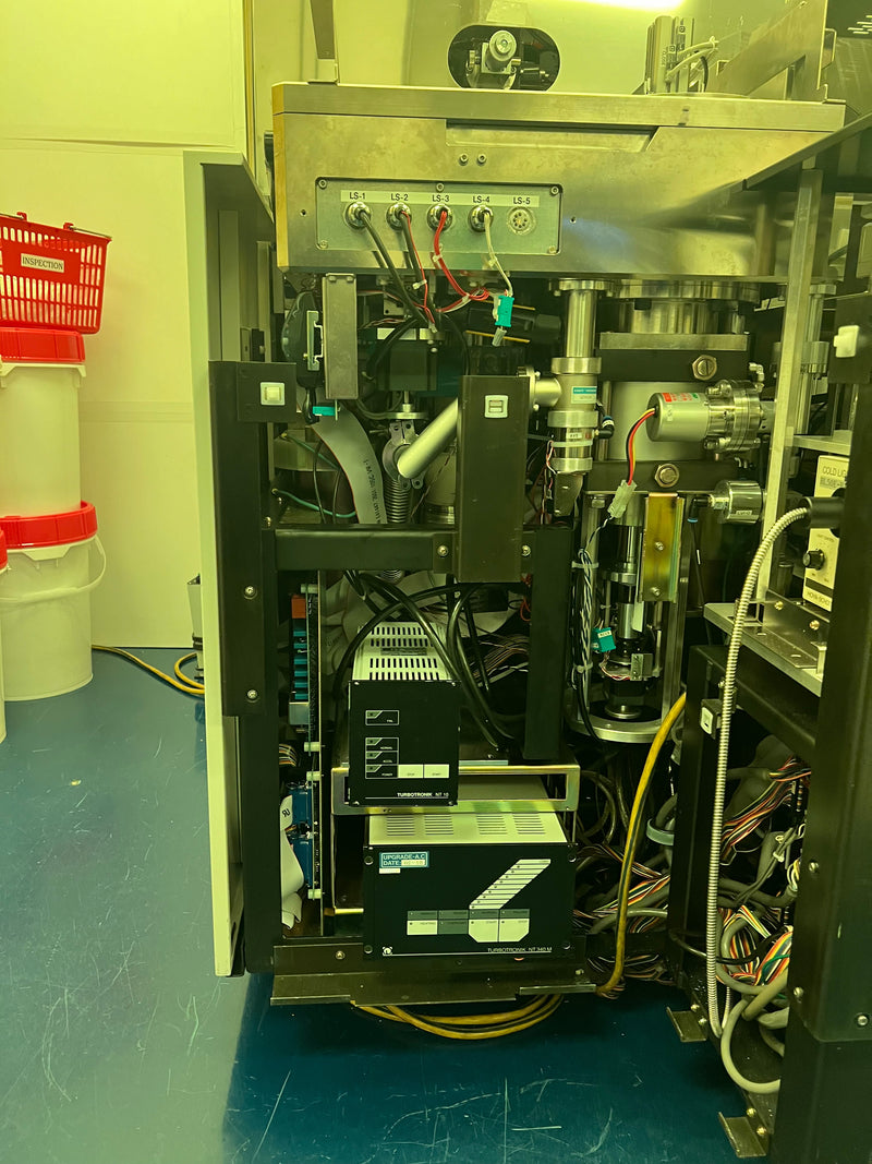 Hitachi S 8800 CD-SEM (Critical Dimension Scanning Electron Microscope)