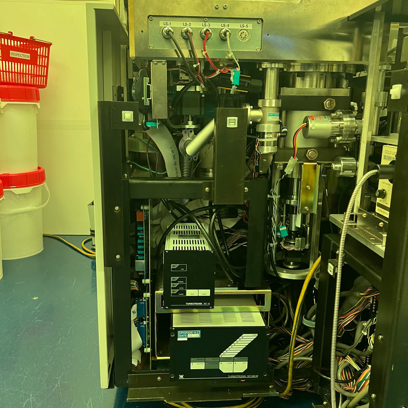 Hitachi S 8800 CD-SEM (Critical Dimension Scanning Electron Microscope)