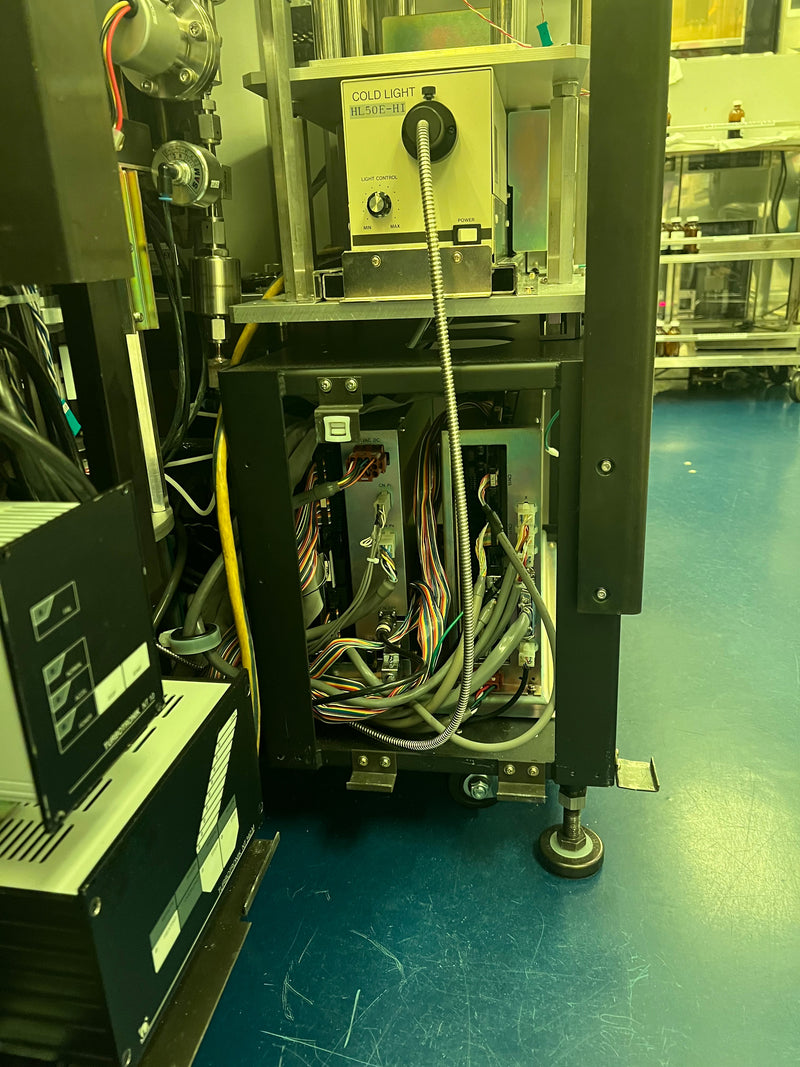 Hitachi S 8800 CD-SEM (Critical Dimension Scanning Electron Microscope)