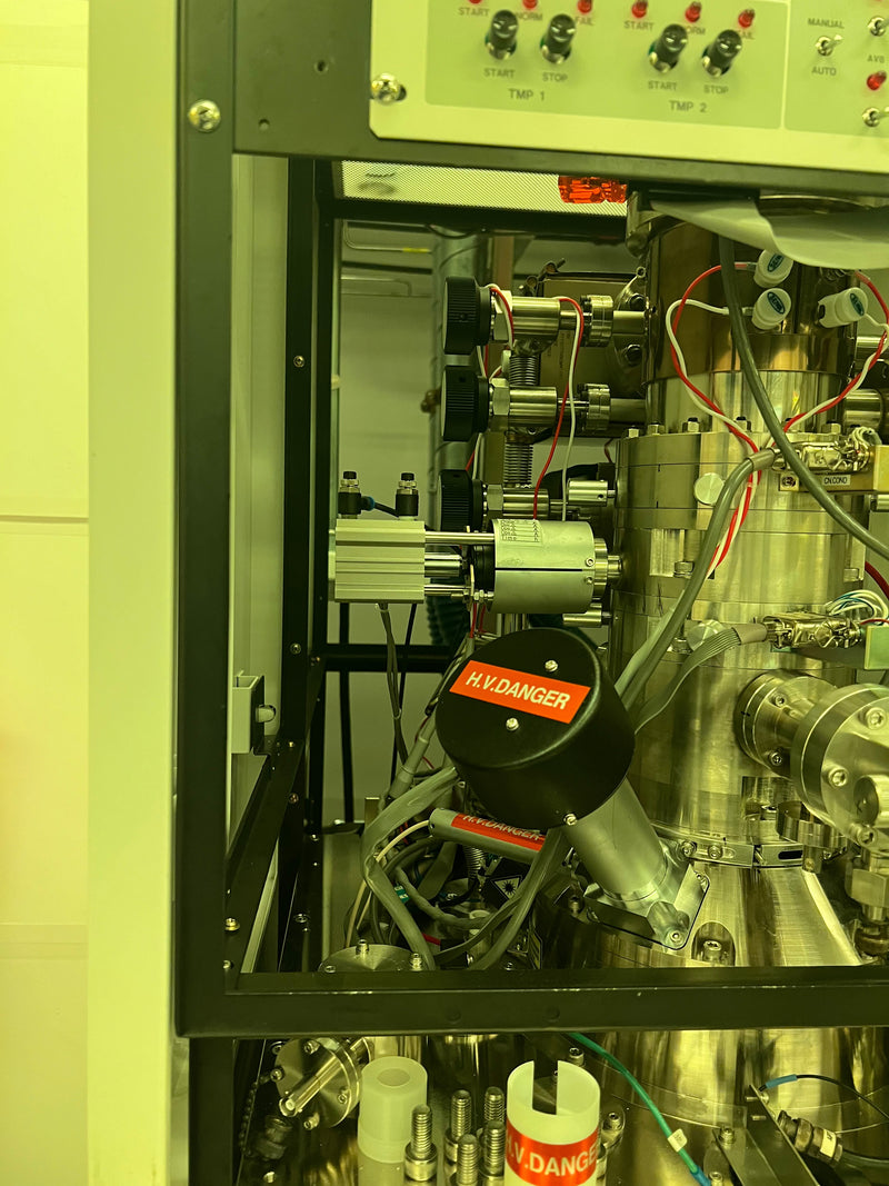 Hitachi S 8800 CD-SEM (Critical Dimension Scanning Electron Microscope)