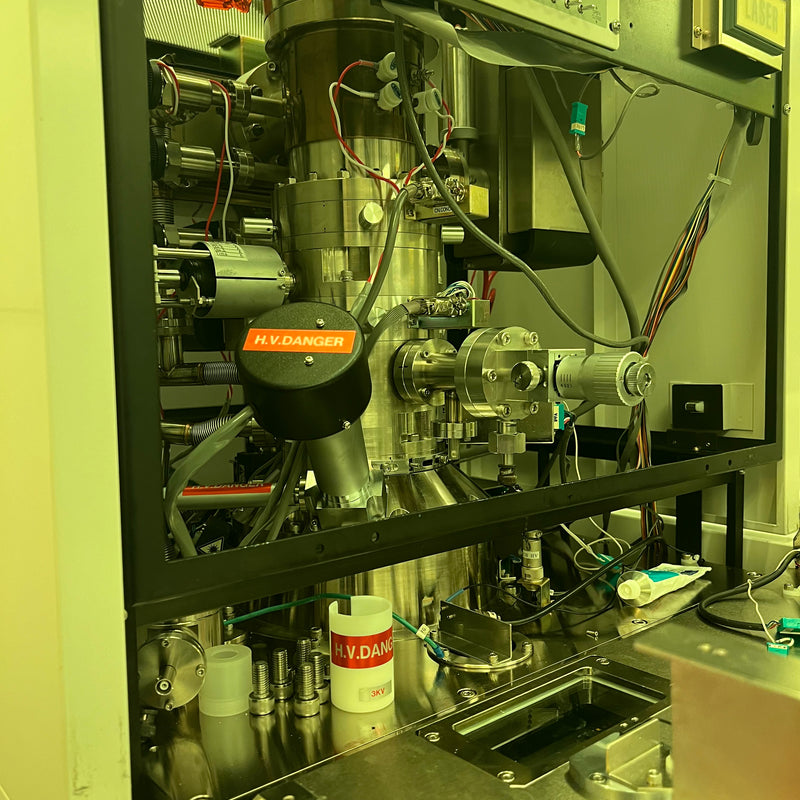 Hitachi S 8800 CD-SEM (Critical Dimension Scanning Electron Microscope)