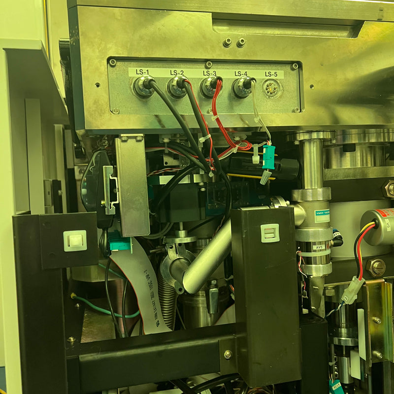 Hitachi S 8800 CD-SEM (Critical Dimension Scanning Electron Microscope)