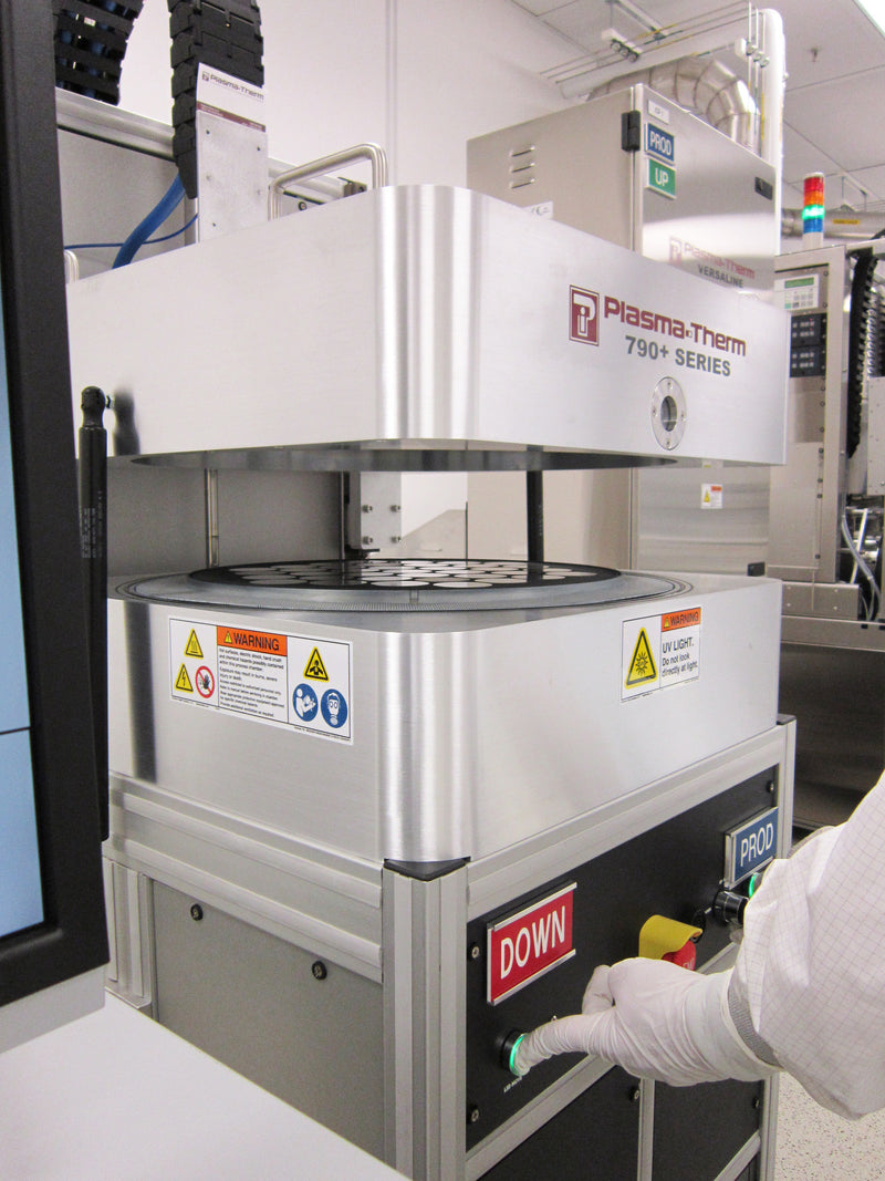 Plasmatherm 790 + RIE (Reactive Ion Etcher)