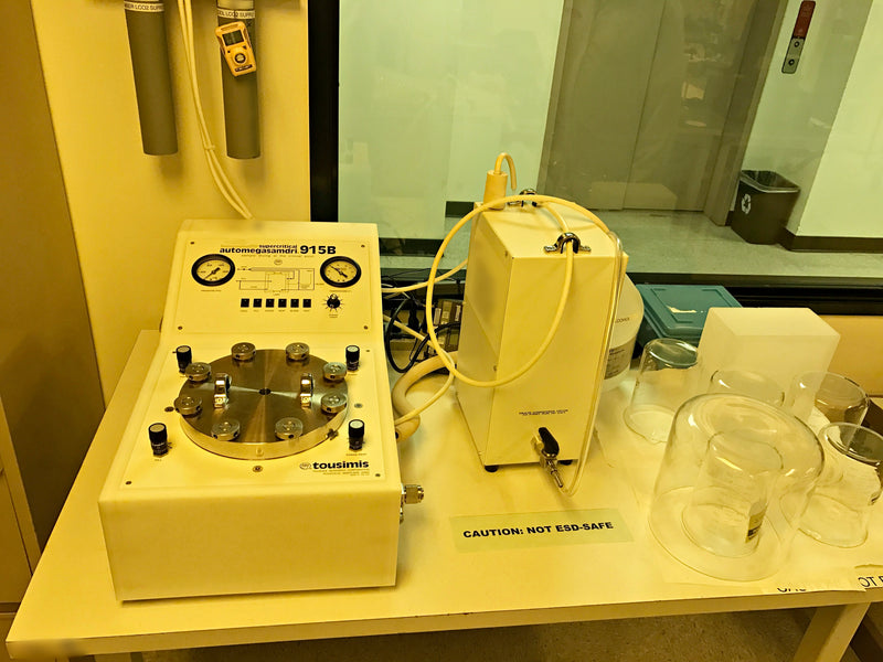 Tousimis Automegasamdri 915 B Critical CO2 Release