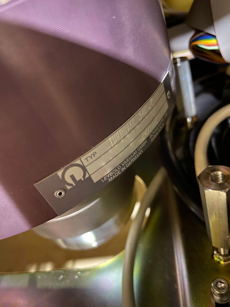 Hitachi S 8800 CD-SEM (Critical Dimension Scanning Electron Microscope)