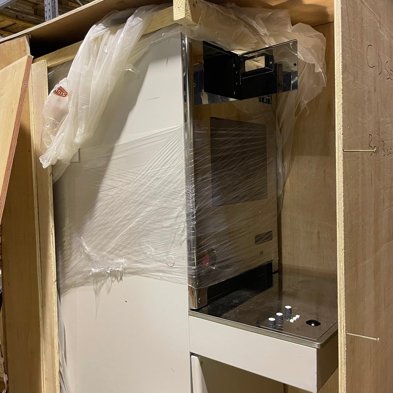 Hitachi S 8800 CD-SEM (Critical Dimension Scanning Electron Microscope)