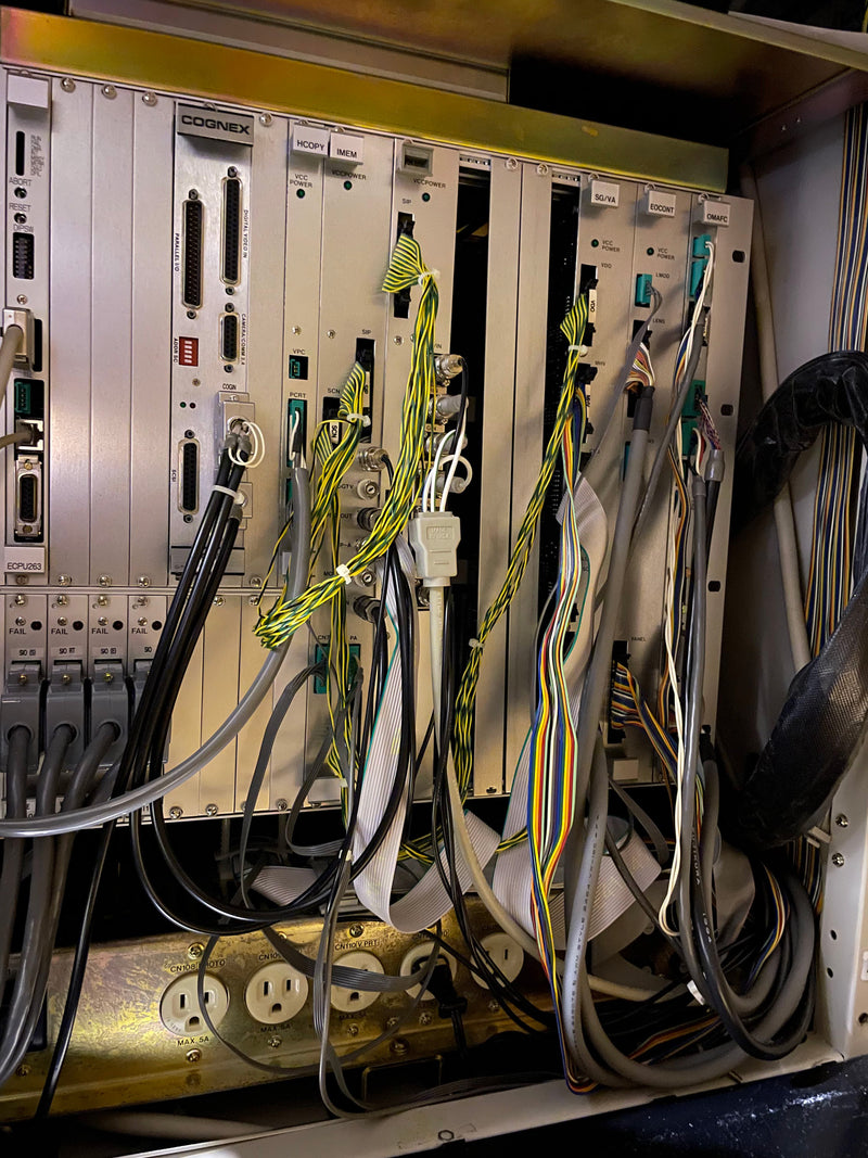 Hitachi S 8800 CD-SEM (Critical Dimension Scanning Electron Microscope)