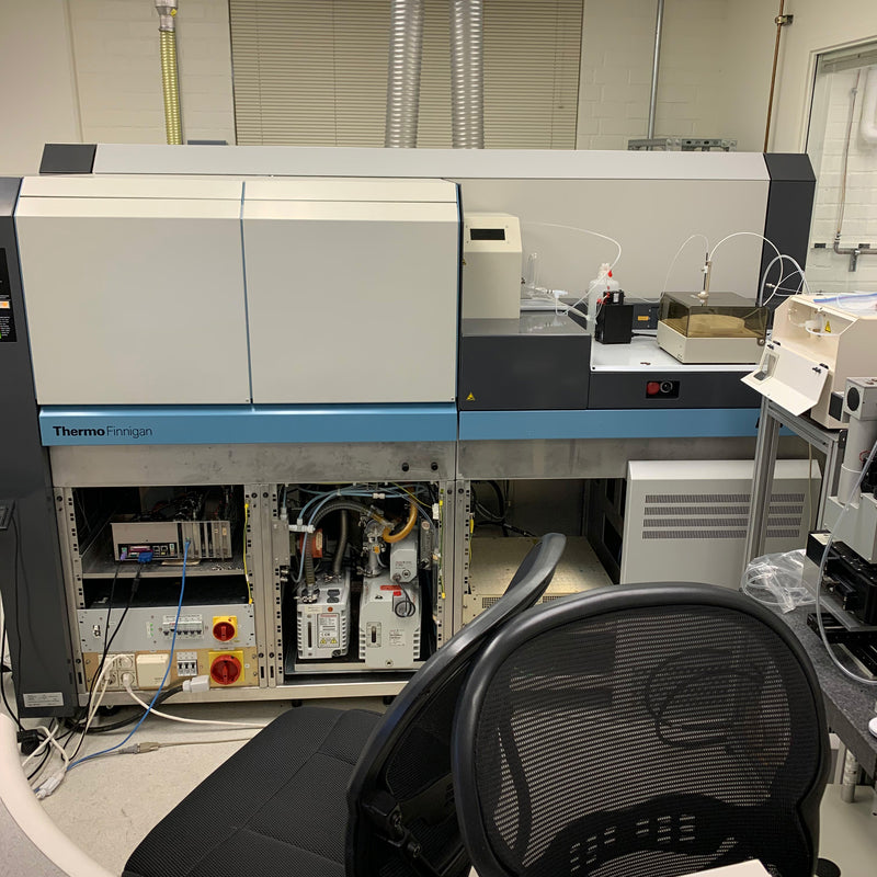 Thermo Finnigan Neptune Multi-Collector ICP-MS (Inductively Coupled Plasma - Mass Spectrometer)