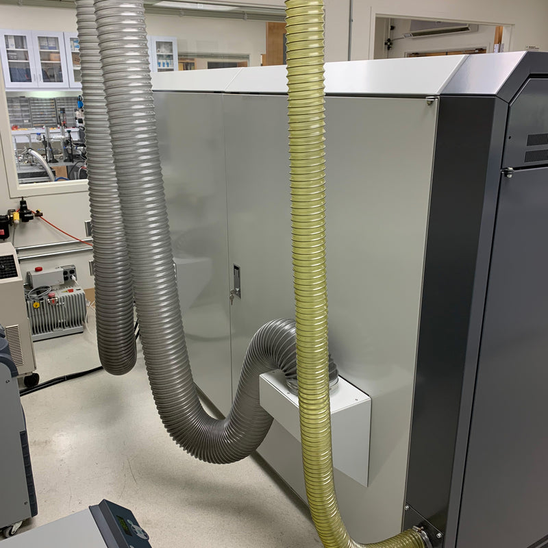 Thermo Finnigan Neptune Multi-Collector ICP-MS (Inductively Coupled Plasma - Mass Spectrometer)