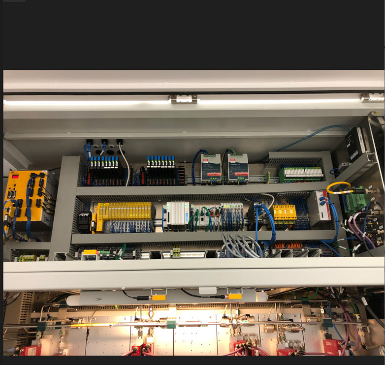 Aixtron G 5 HT MOCVD (Metal Organic Chemical Vapor Deposition)