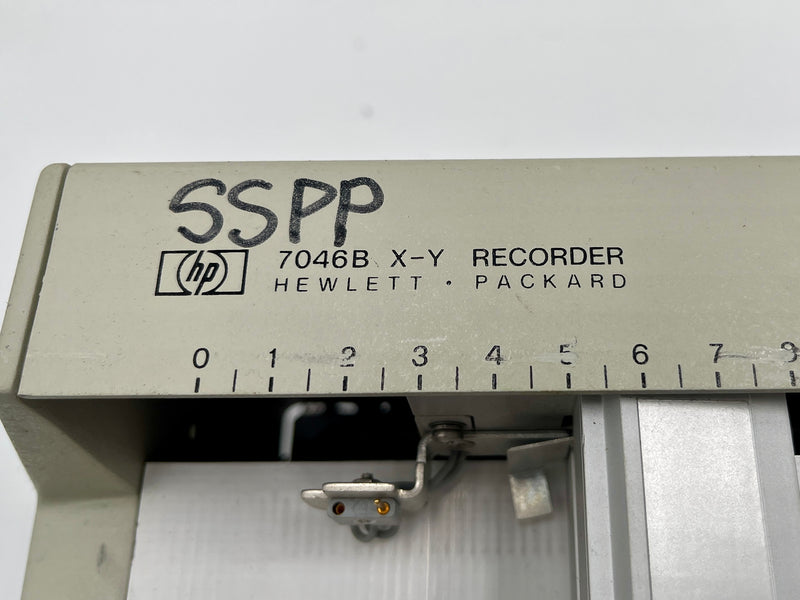 HP / Agilent / Verigy 7046 B X-Y Recorder