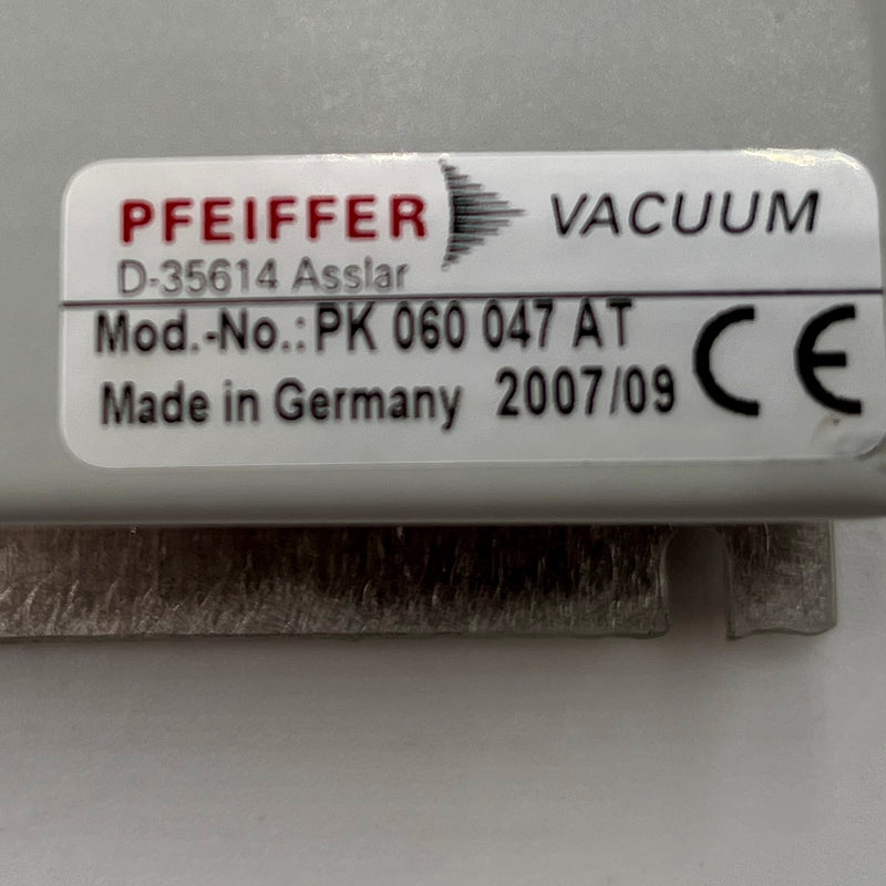 Pfeiffer PDP 100 Pressure Gauge Controller
