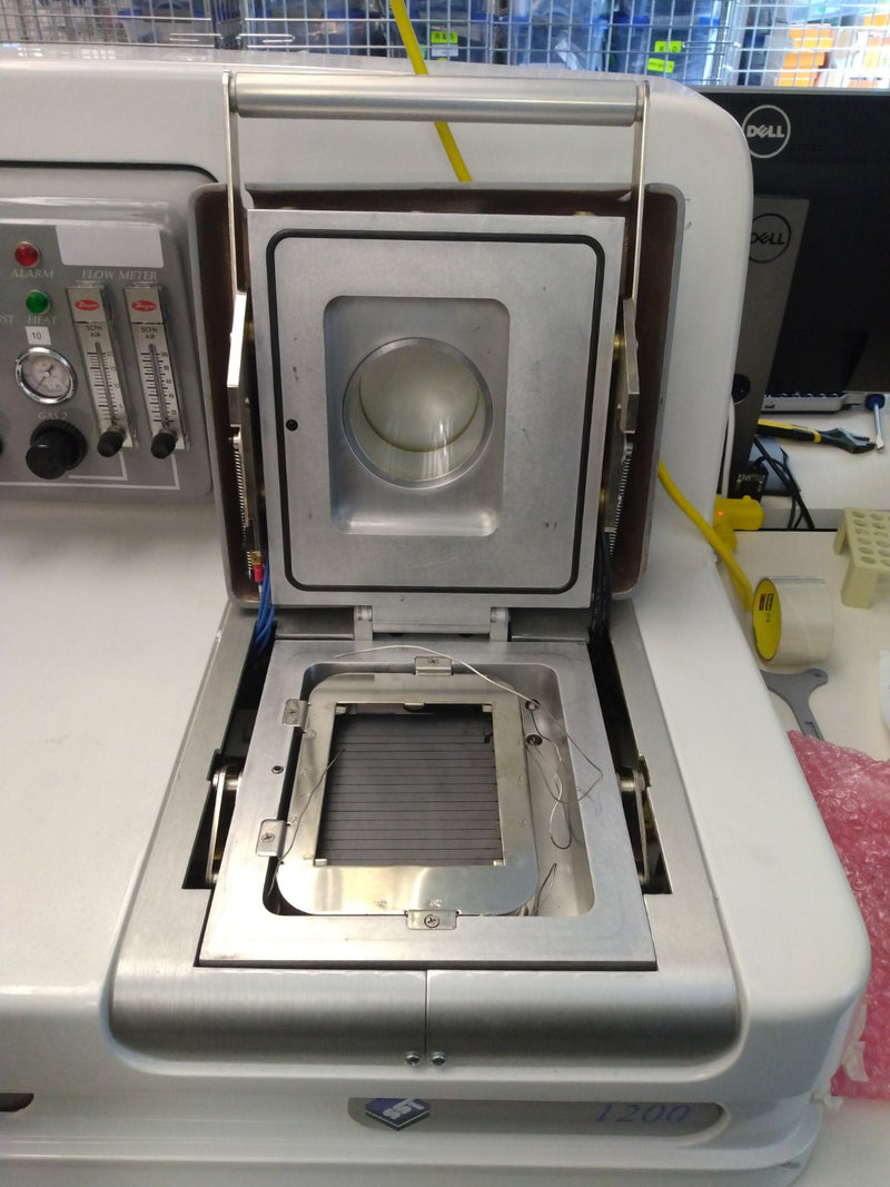 SST 1200 Tabletop Vacuum Solder