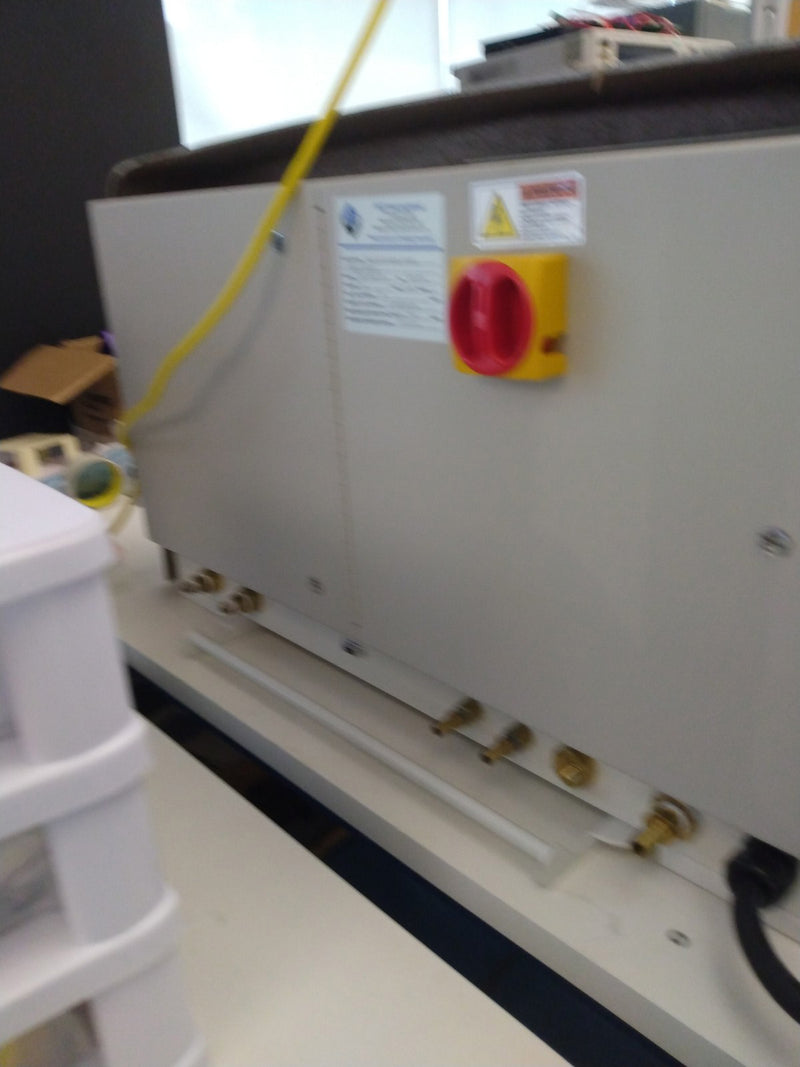 SST 1200 Tabletop Vacuum Solder