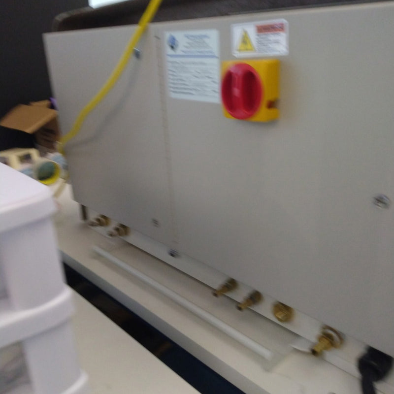 SST 1200 Tabletop Vacuum Solder